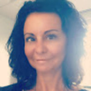 Meet your Posher, Angela